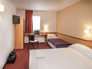 Brit Hotel Confort Montauban