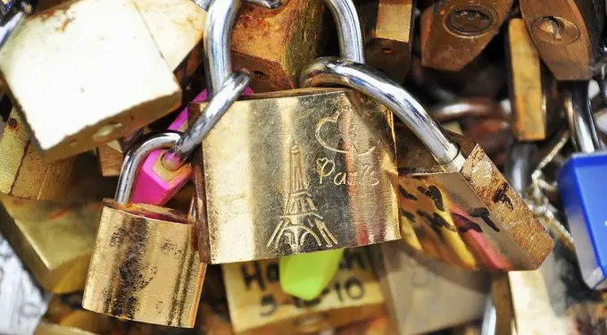 Parisian love locks