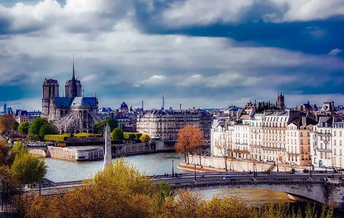 Vue Paris Automne