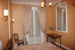 Room / chambre