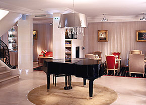 Salon / Lounge