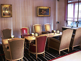 Salon / Lounge