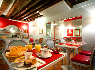 petit d&eacute;jeuner / breakfast