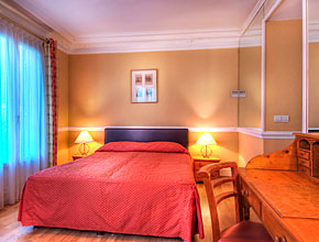 Double  room / Chambre Double
