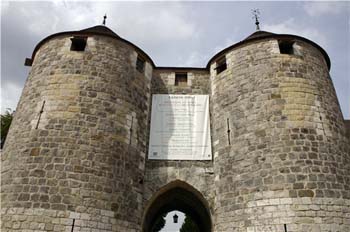 Ch&acirc;teau de Dourdan