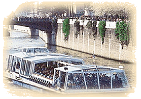 Bateau-mouche / Fly-boat