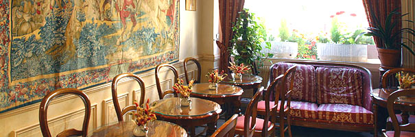 Salon / Lounge