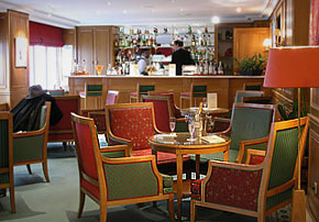 bar