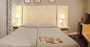 chambre / room