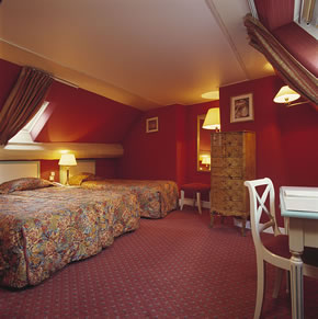 Triple room