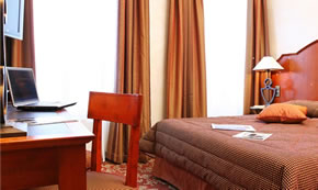 Chambre Queen / Queen Room
