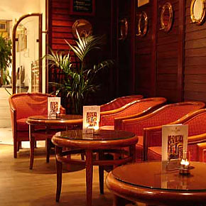 Salon / Lounge