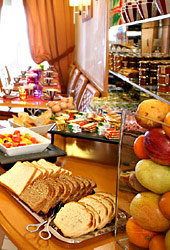 Petit d&eacute;jeuner / Breakfast