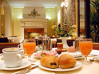 Petit d&eacute;jeuner / Breakfast