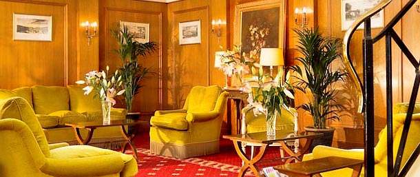 Salon / Lounge