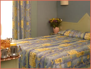 chambre / room