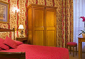 chambre  /  room