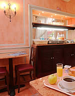 Petit d&eacute;jeuner / Breakfast