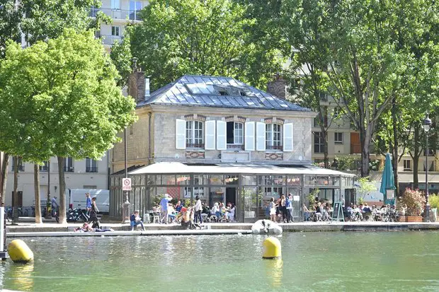 hotel canaux bar insolite