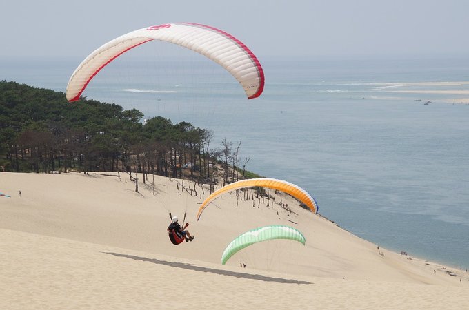 Paragliding in the Dune du Pilat