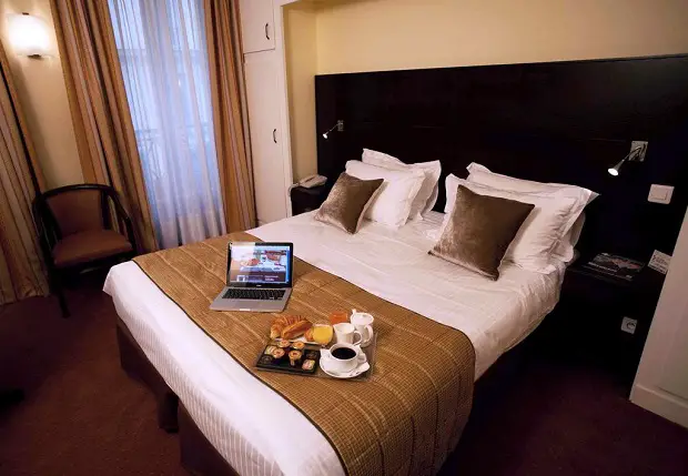 Bedroom at Hotel du Nord et de l'Est