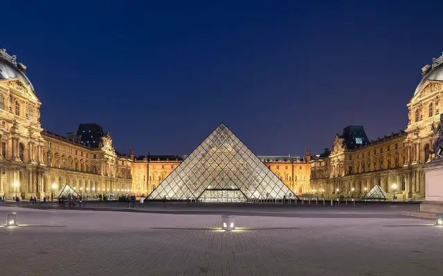 louvre