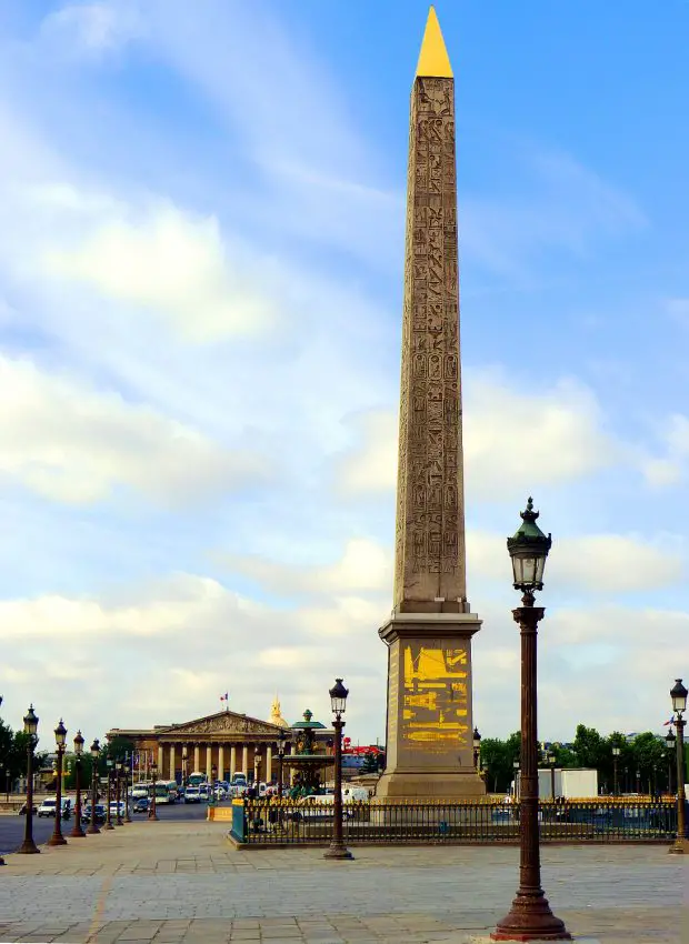 Luxor's obelisk in the middle of the Place de la Concorde