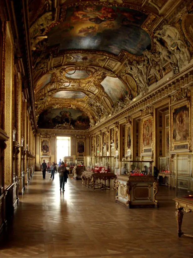 louvre museum