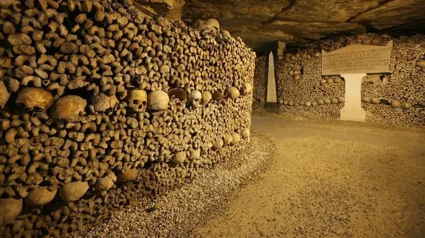 The Catacombs tour in Paris