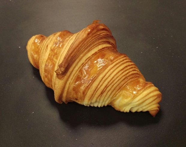 Croissant at Gontran Cherrier