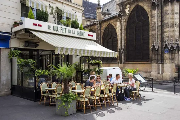 le buffet de la gare front door