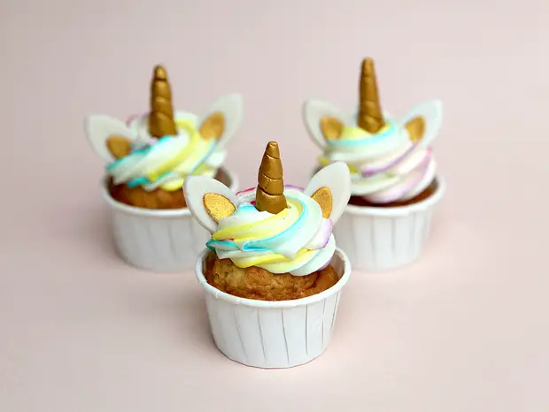 Unicorn cupcakes