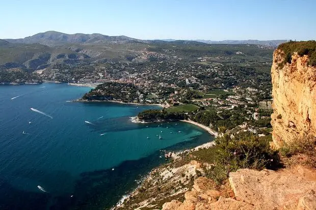 A beach in Cassis seen from the distance