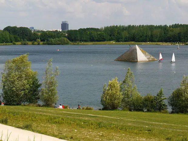 Ponds of Cergy 