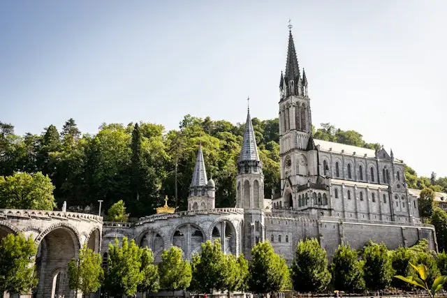 Immaculée-Conception-Lourdes