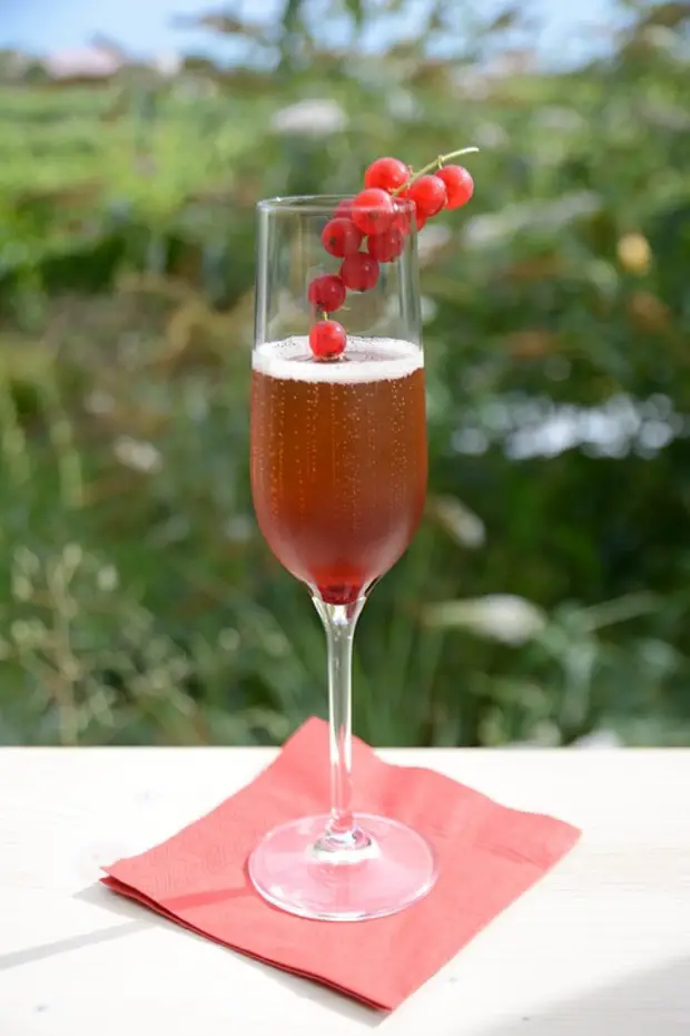 Kir Cocktail