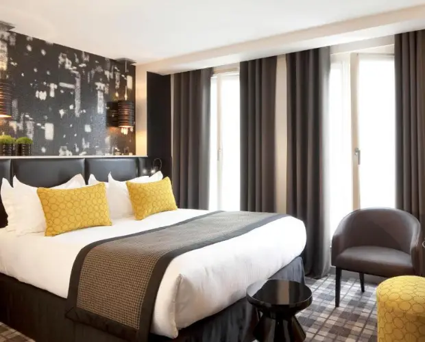 Double bedroom - Le Grey Hotel