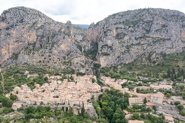 The hill at Moustiers-Sainte-Marie