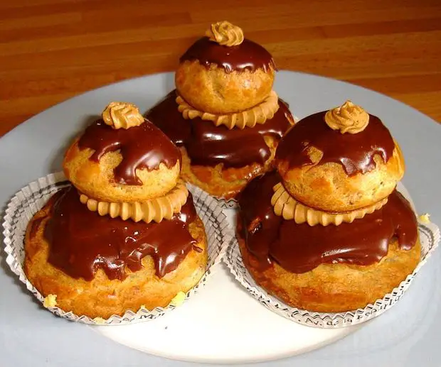 Chocolate religieuse