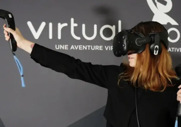 Virtual reality player
