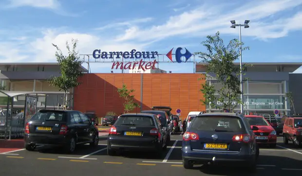 Carrefour market