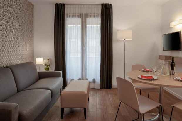 room in citadines bastille gare de lyon