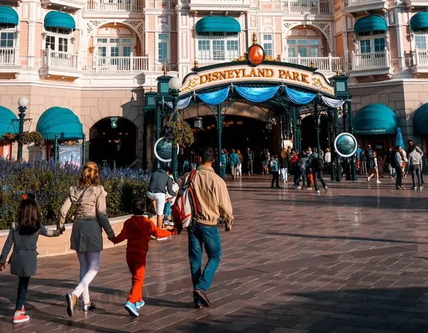 What to Wear to Disneyland Paris in October?  