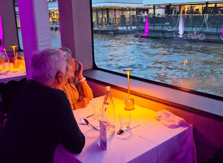The atmosphere during dinner