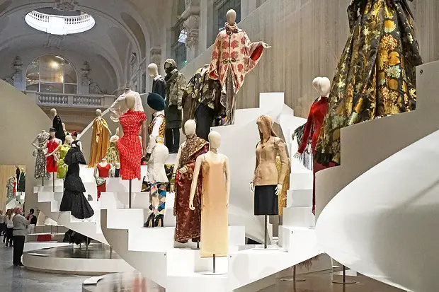 Fashion display