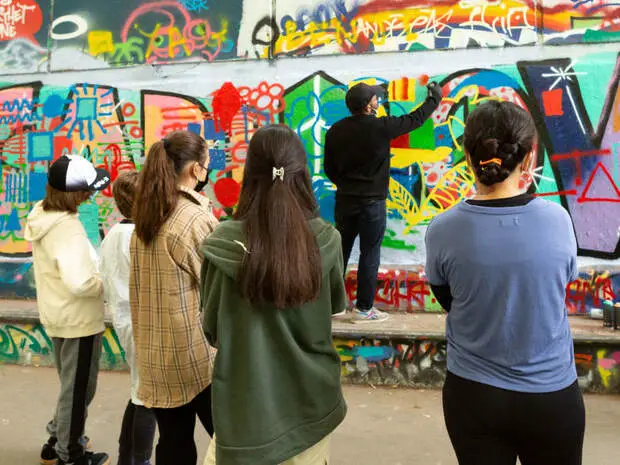 Street art initiation