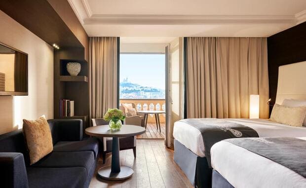 InterContinental hotel room