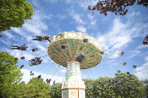 jardin d'acclimatation chaises volantes