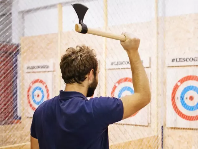 axe throwing