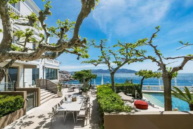 Le petit nice hotel
